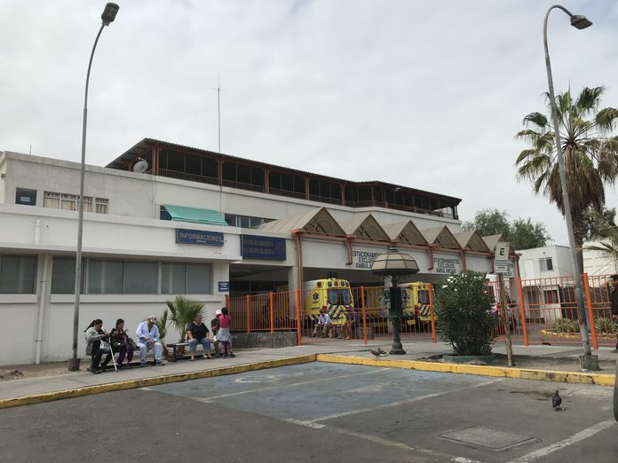 Funcionarios médicos piden a Gobierno calcular y transparentar daños del hospital de Iquique tras sistema frontal