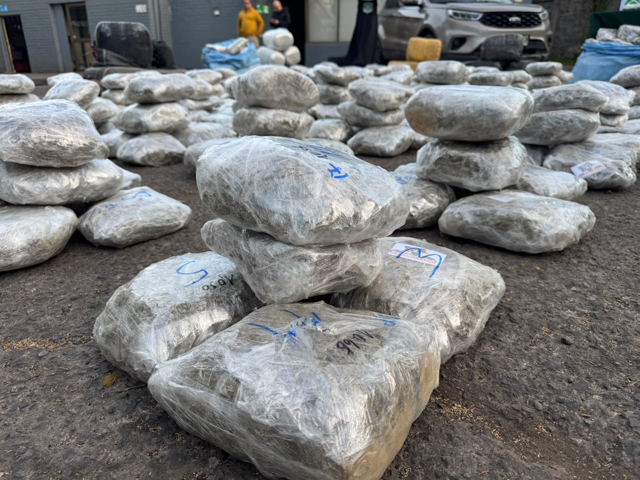Incautan más de una tonelada de droga ingresada desde la frontera de Colchane