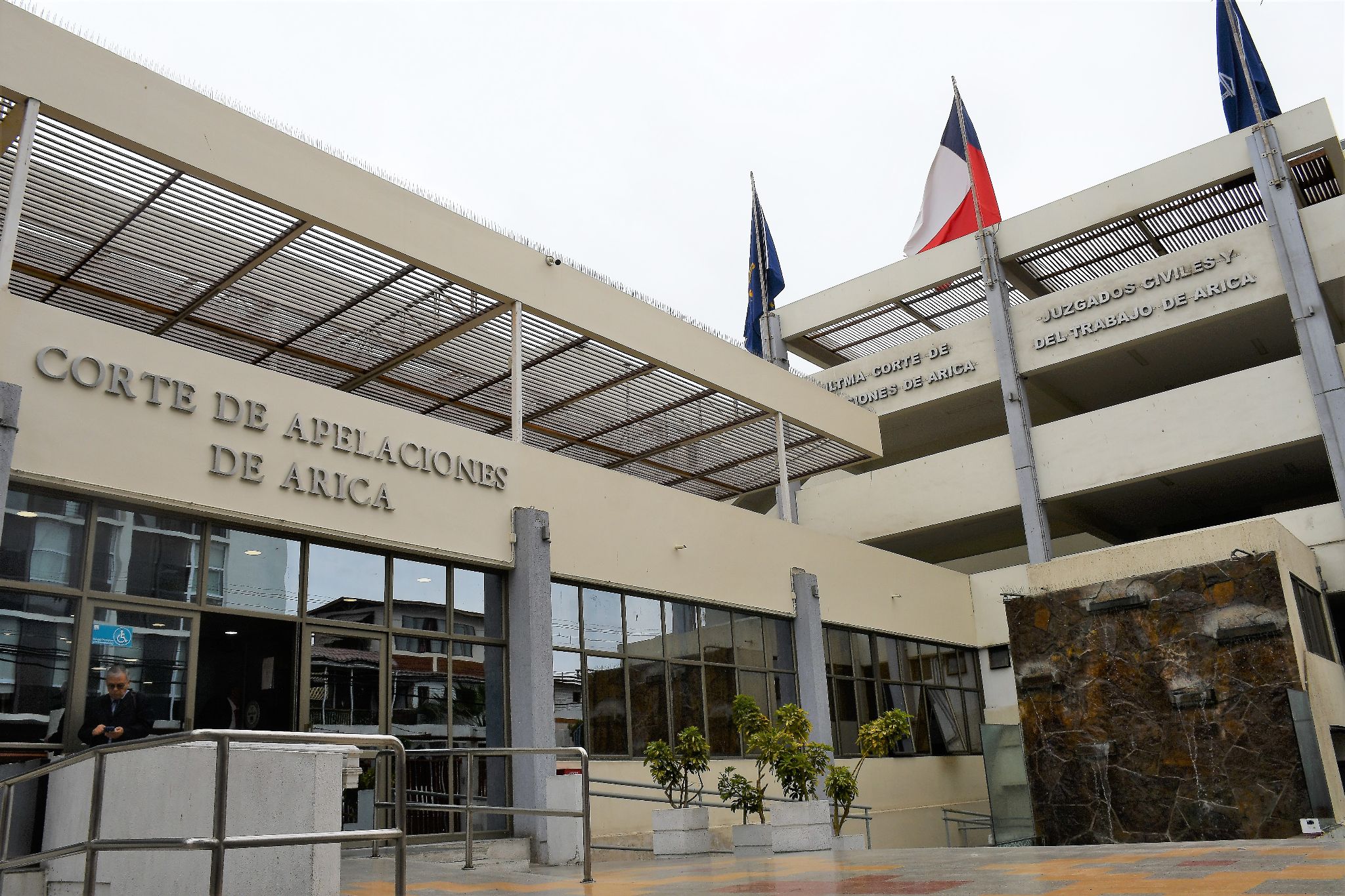 Corte de Arica confirma condena a 7 años de cárcel para sujeto que asaltó a víctima con un arma cortopunzante