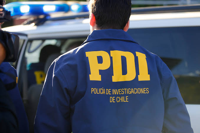 Exfiscal, tres funcionarios de la PDI y un primo de Franco Parisi son detenidos por vinculación con banda dedicada a secuestros extorsivos