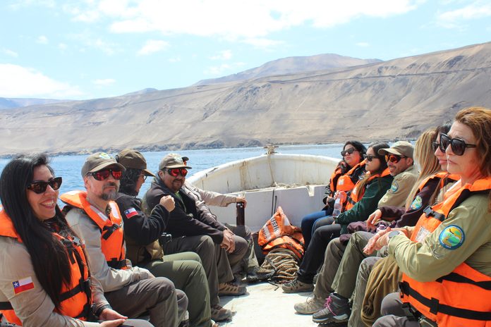 Guardaparques de Conaf Tarapacá conmemoran su día recorriendo el Área Marina Costera Protegida Mar de Pisagua
