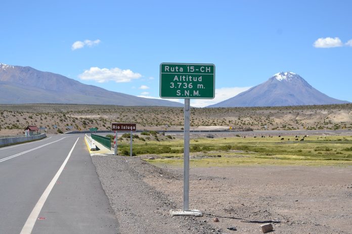 COLCHANE | Establecen restricción para vehículos de carga en caminos alternativos a la Ruta 15-CH