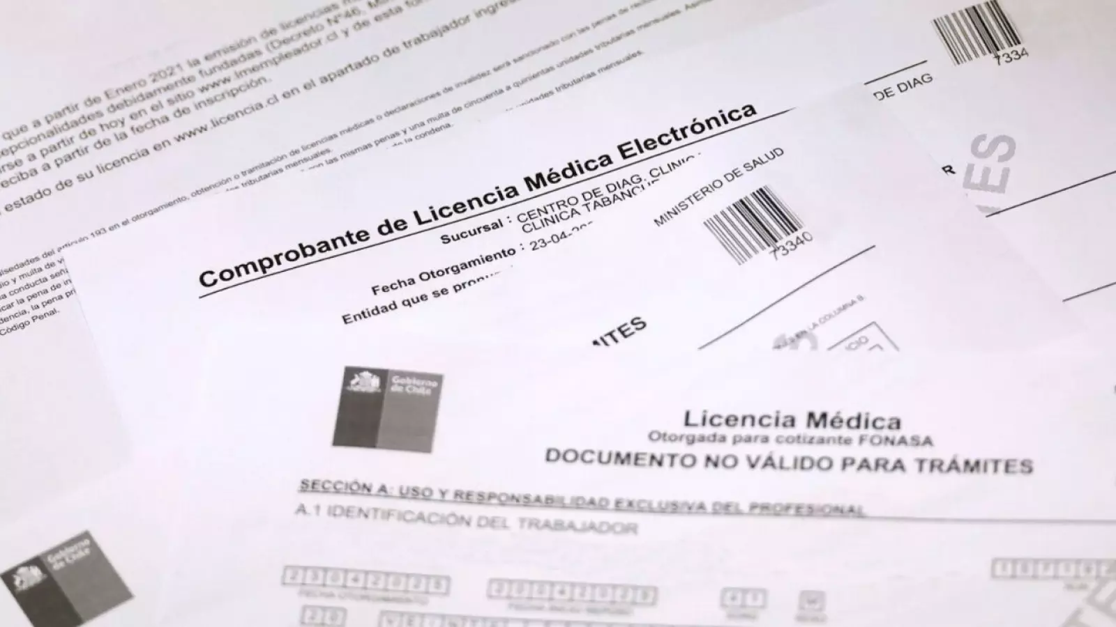 Contraloría detecta a más de 7 mil funcionarios públicos que viajaron al extranjero con licencia médica durante 2025