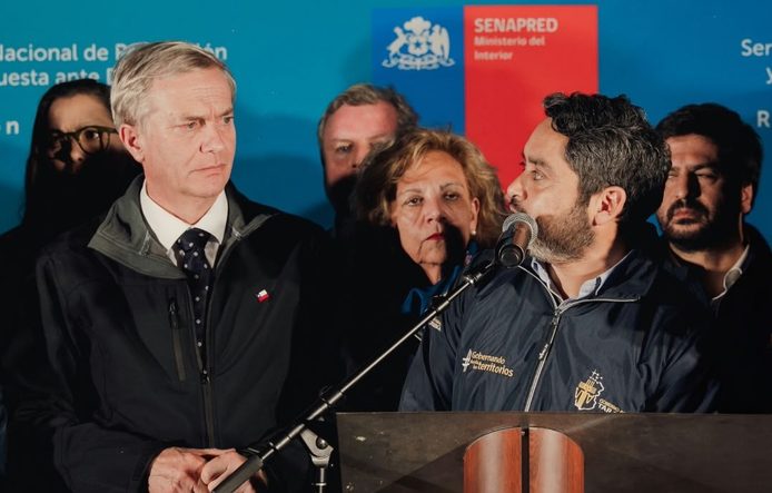 Gobernador Carvajal se reunirá con Kast para abordar reconstrucción de rutas en Tarapacá y reducción de presupuesto regional