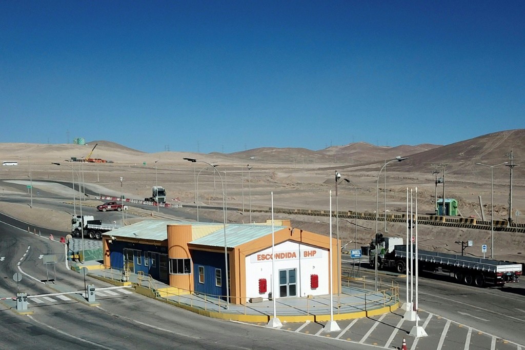 Minera Escondida y sindicato de supervisores alcanzan preacuerdo y postergan huelga temporalmente